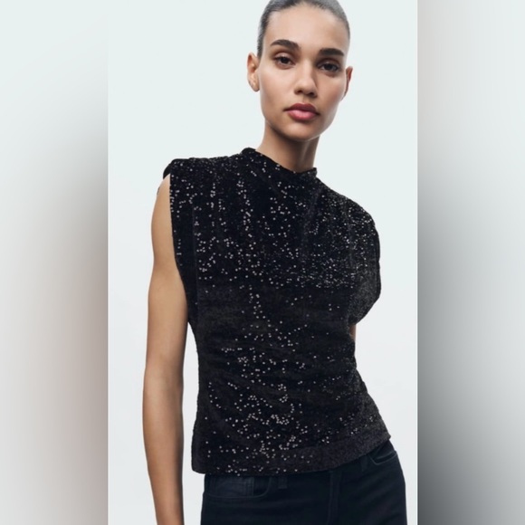 Zara Sequin Velvet Top Womens
Large Black New Shoulder Pads Shirt #71 0925 - Picture 7 of 12